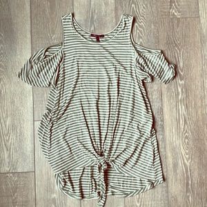 Cold shoulder top with tie front